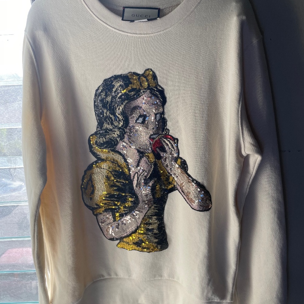 Gucci sweater